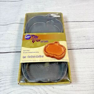 Wilton Set of 4 TART PANS PUMPKIN SHAPE 4.5"x4.2" Non-Stick Baking New old Stock